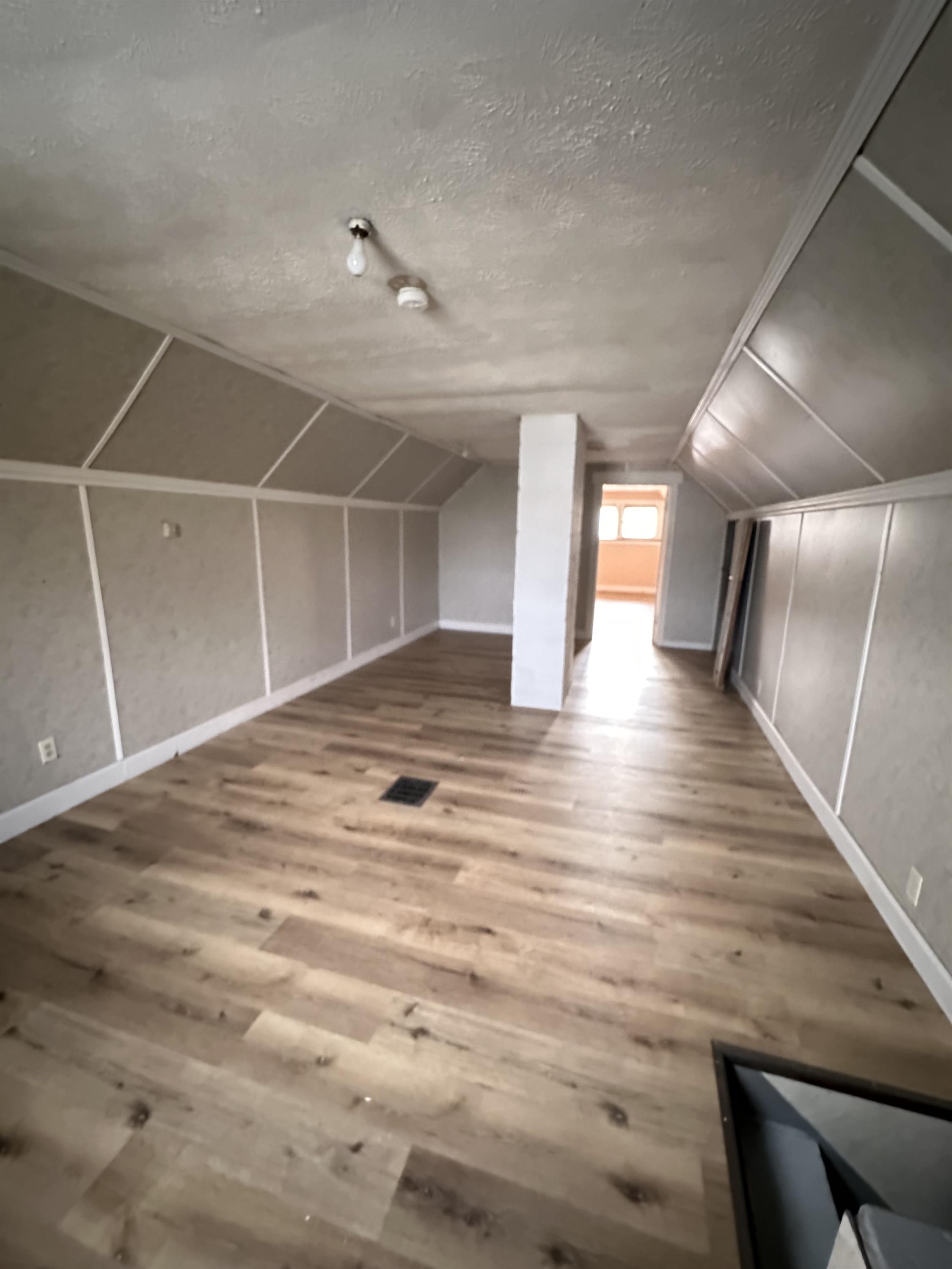 4813 East 84th Street - Upstairs