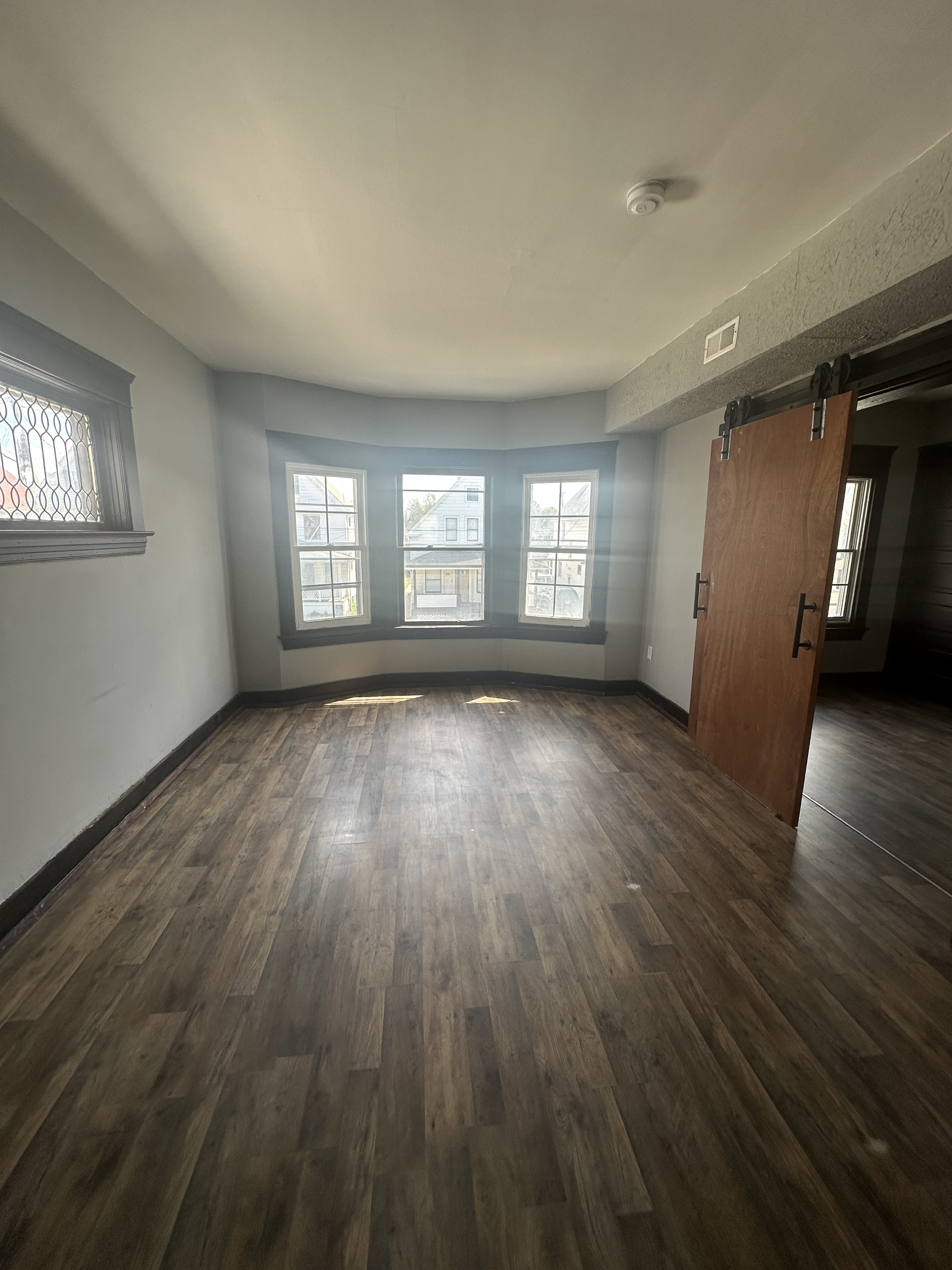 3802 Poe Avenue - Upstairs