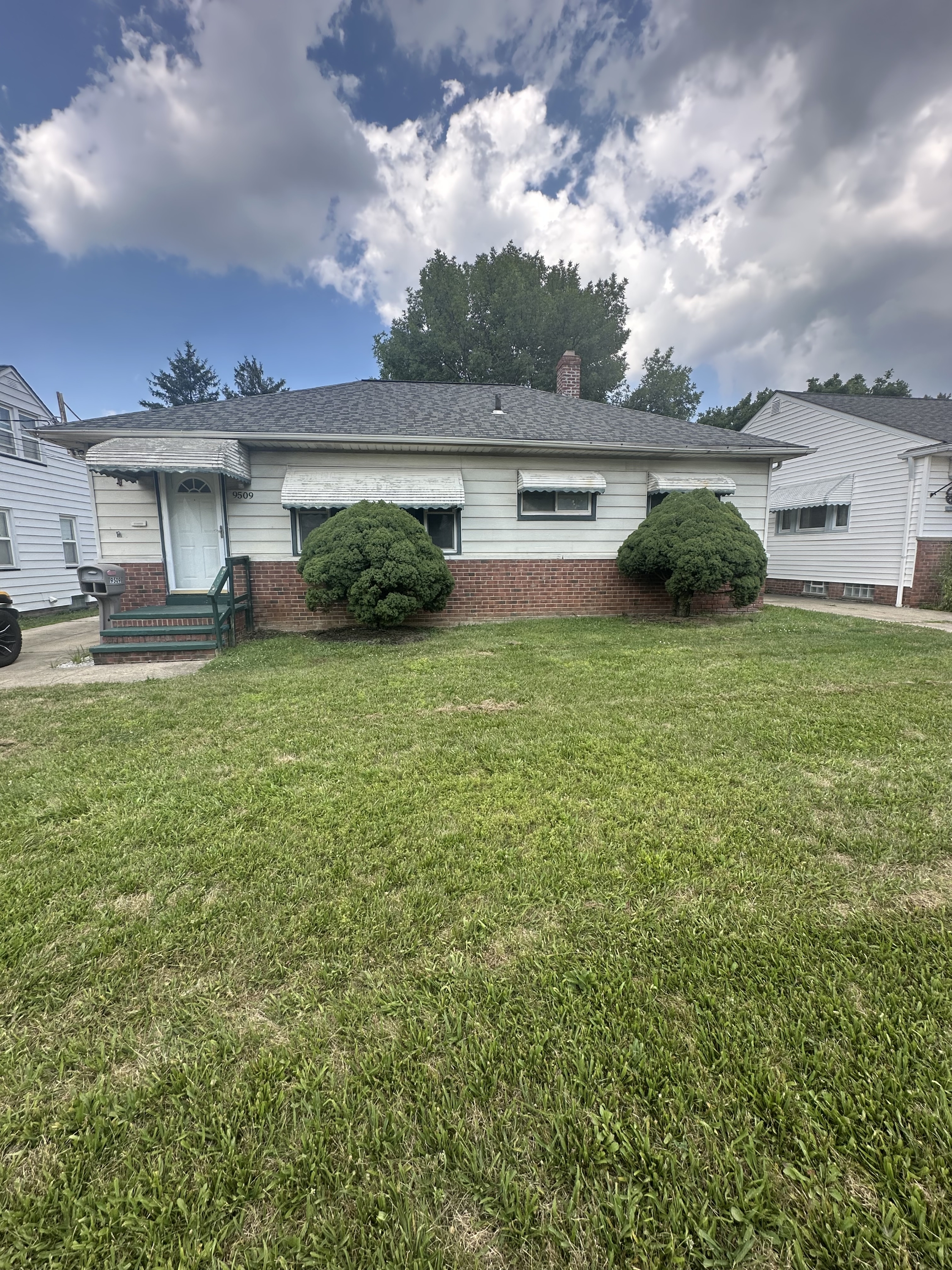 9509 Alexander Road