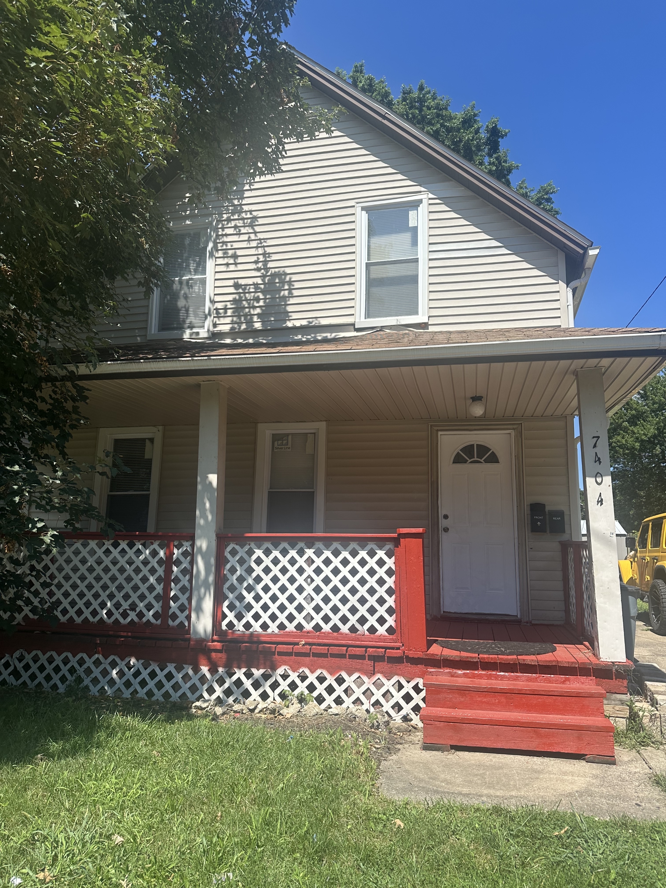 7404 Halle Avenue - Front