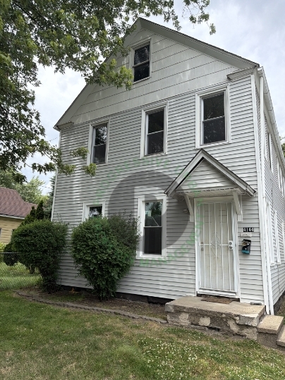 4144 Hyde Avenue - Upstairs