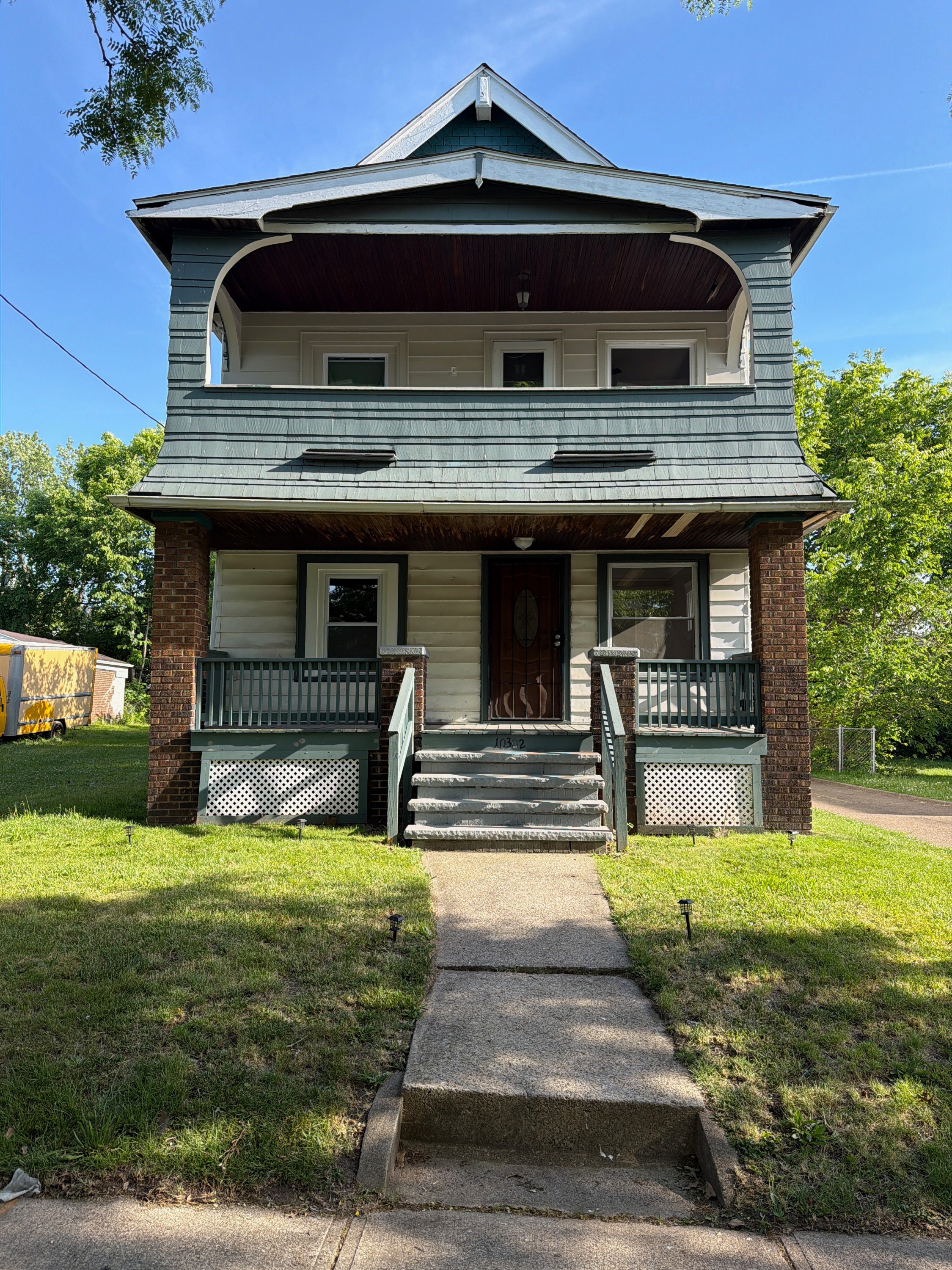 10302 Lamontier Avenue - Downstairs
