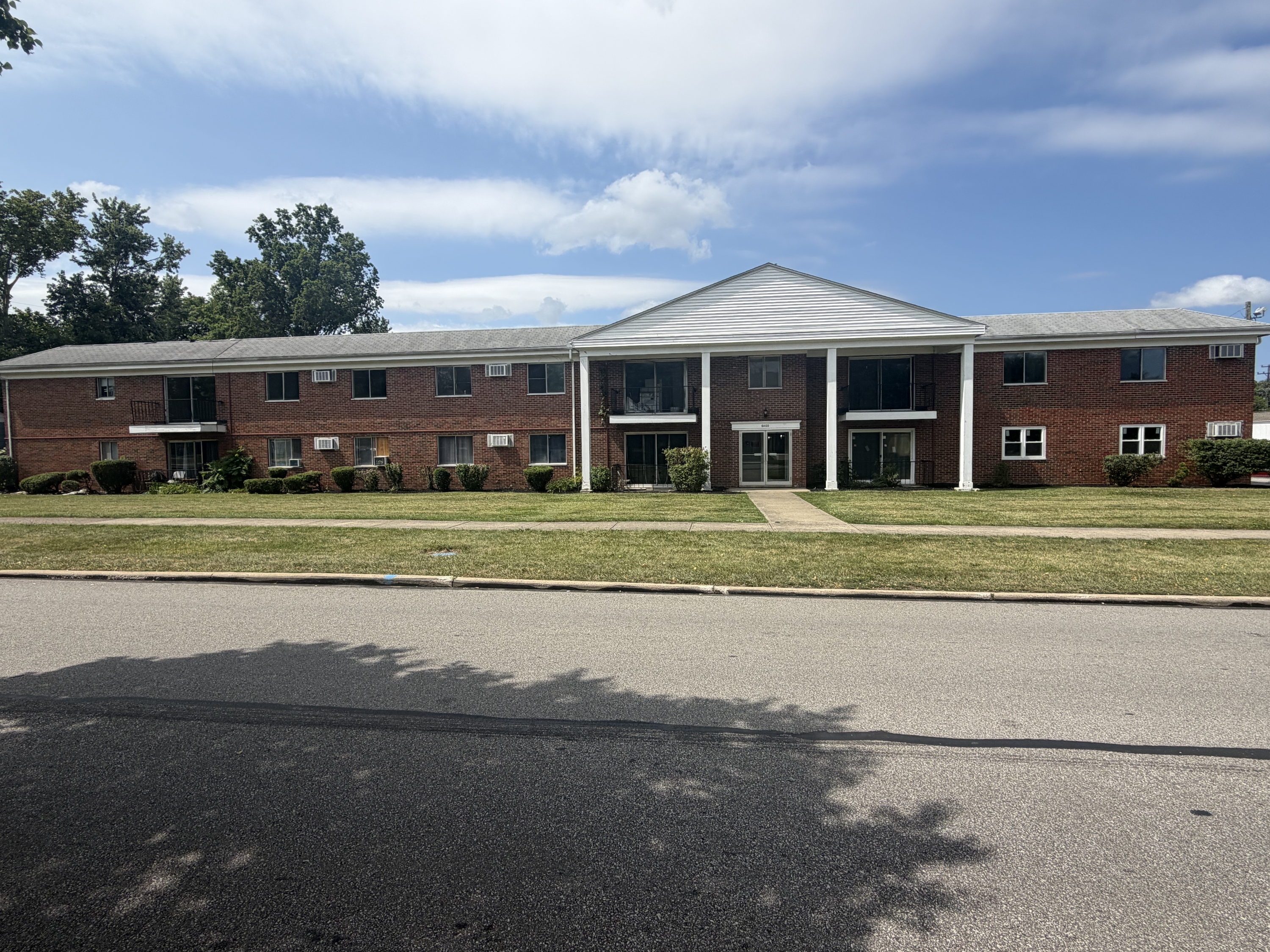 6400 Kingsdale Boulevard - 201
