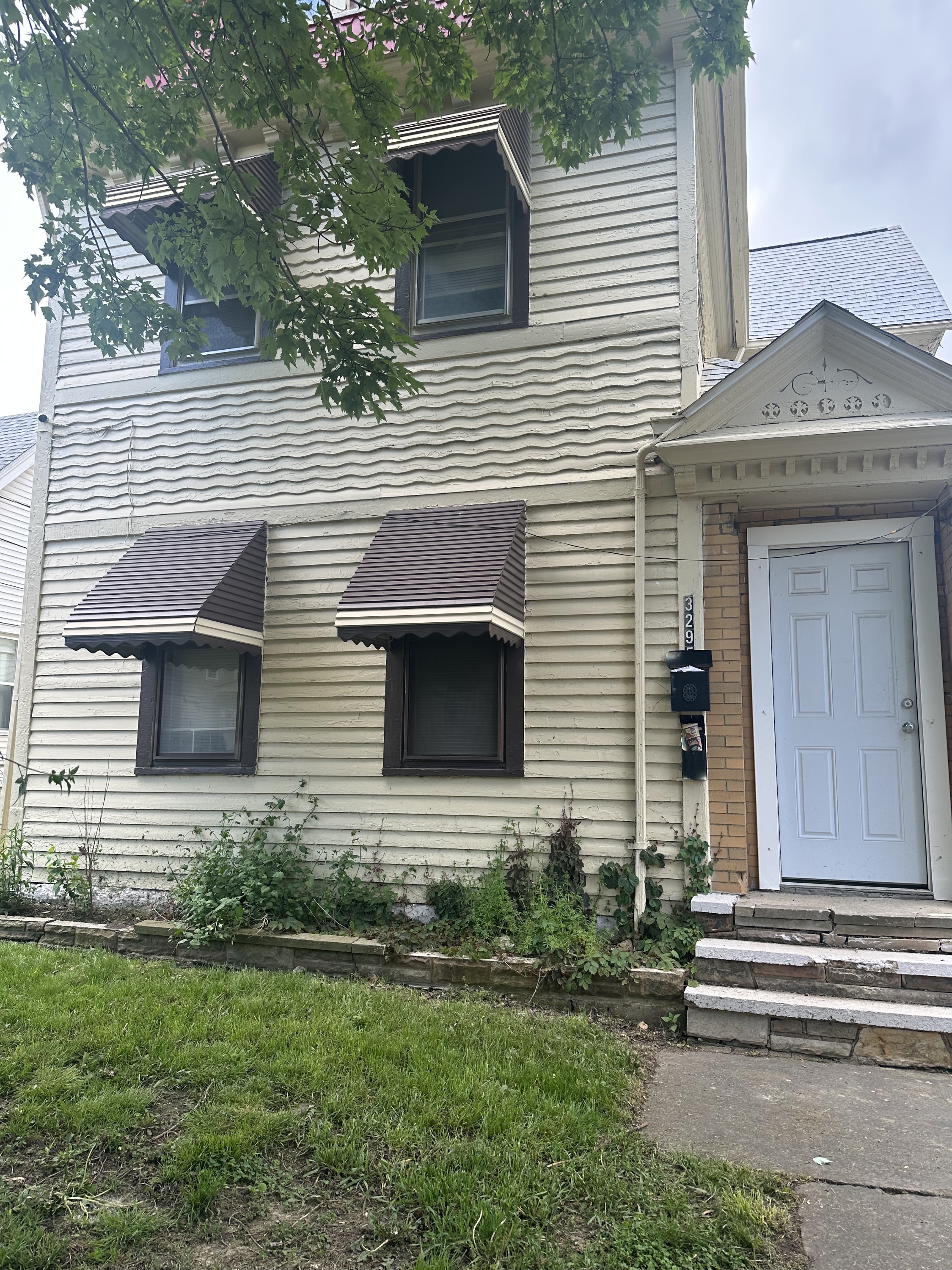 3295 West 54th Street - Downstairs
