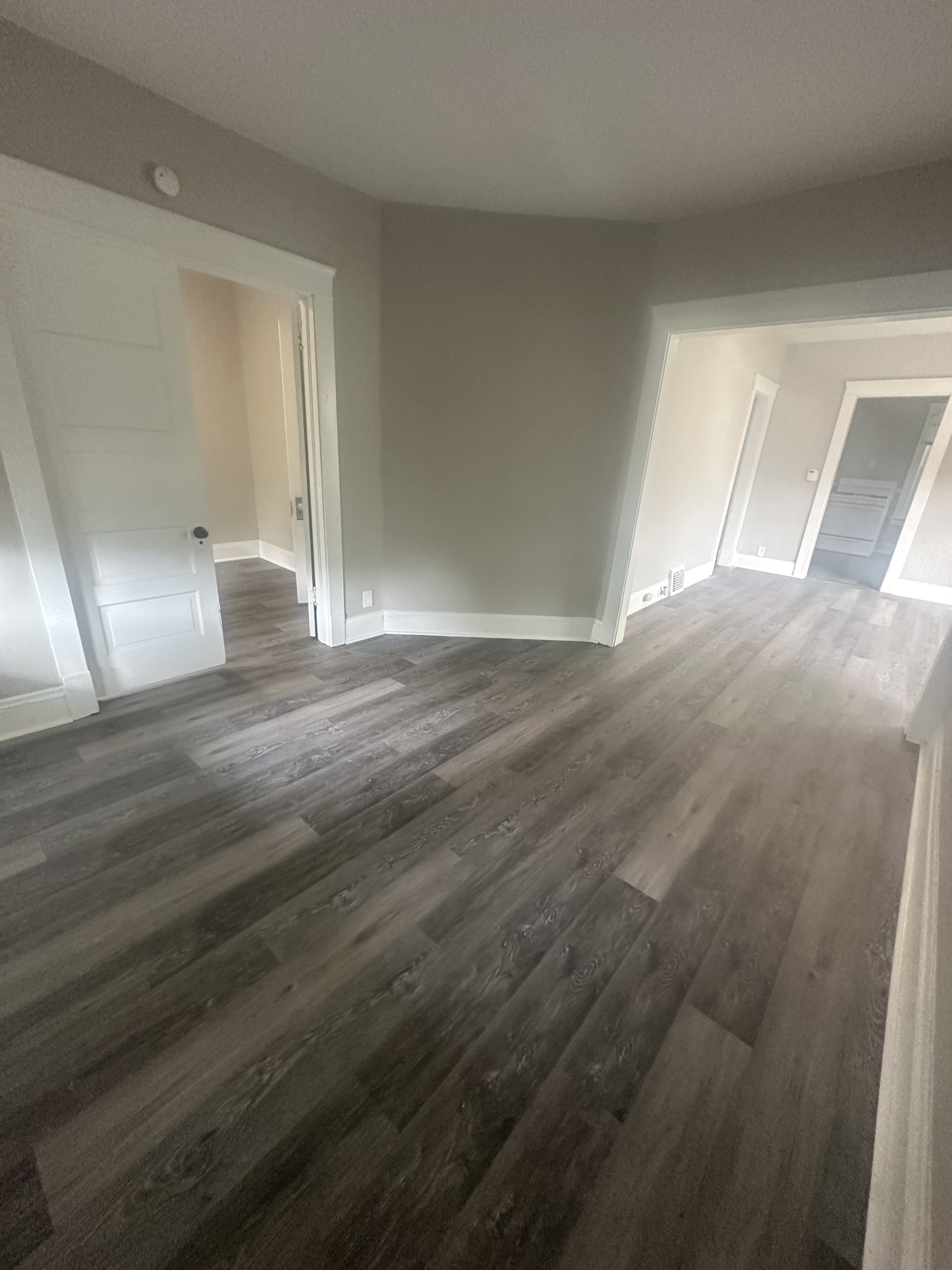3525 East 133rd Street - Upstairs