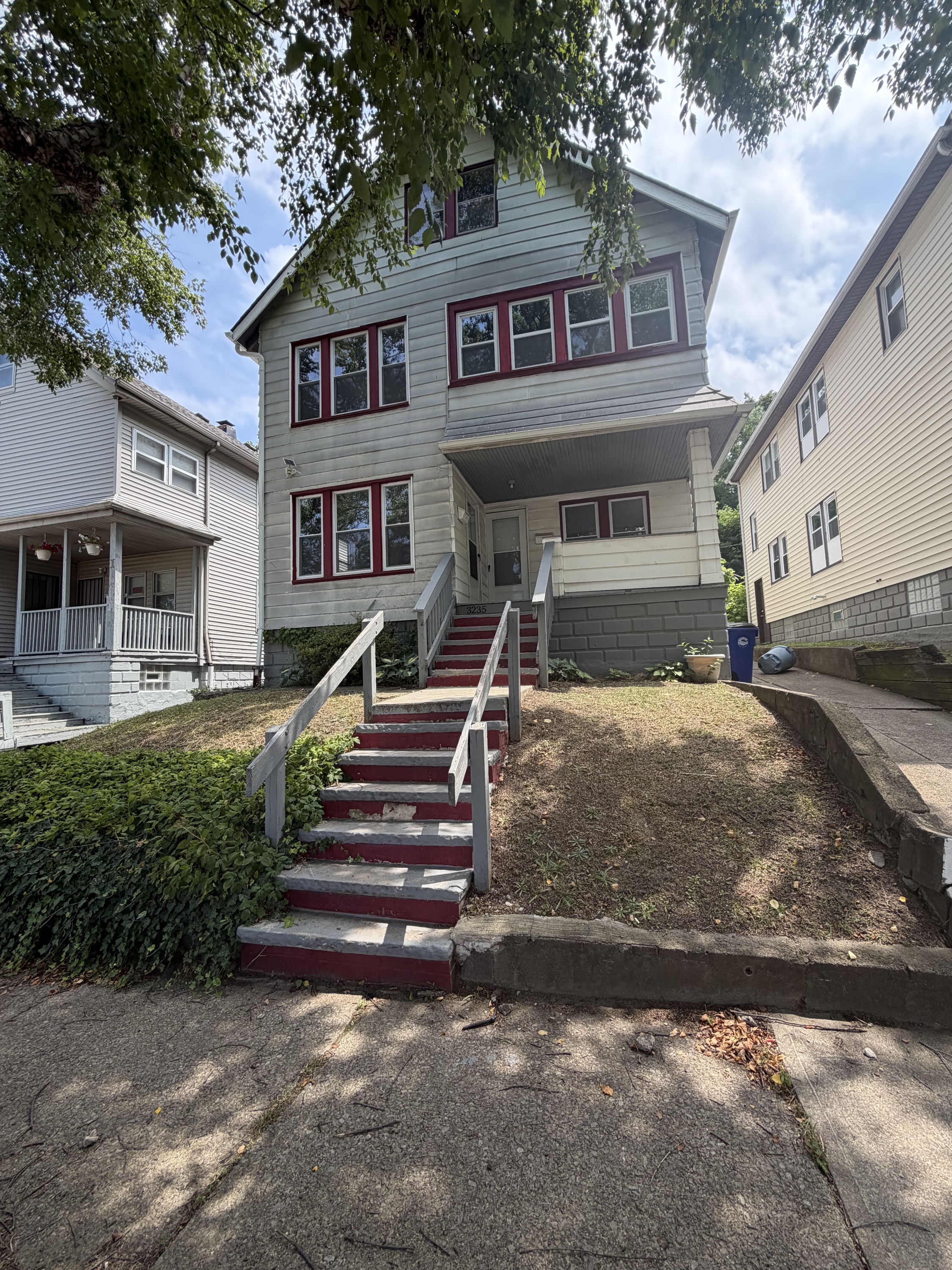 3235 West 121st Street - Downstairs