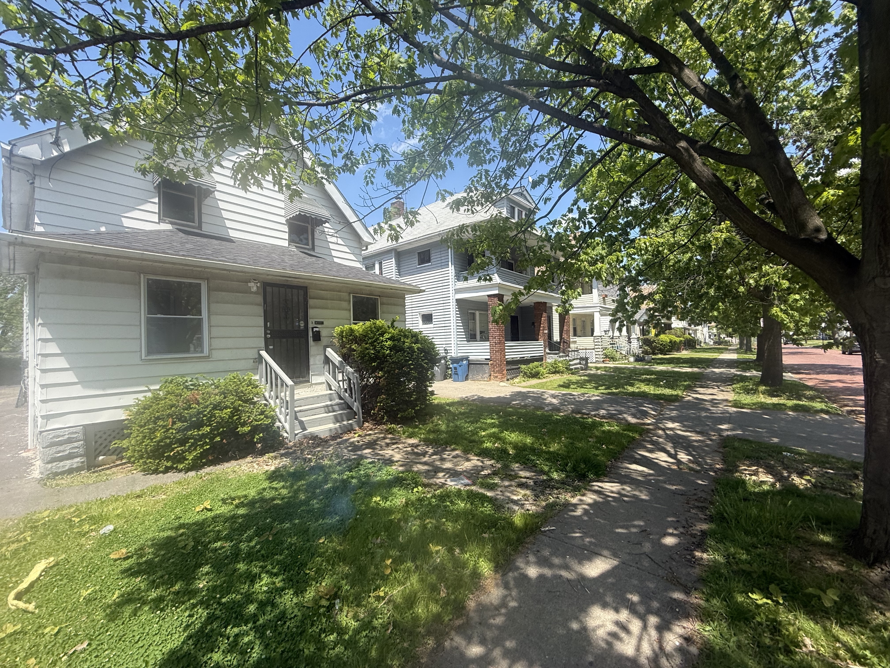 2818 East 119th Street - Upstairs