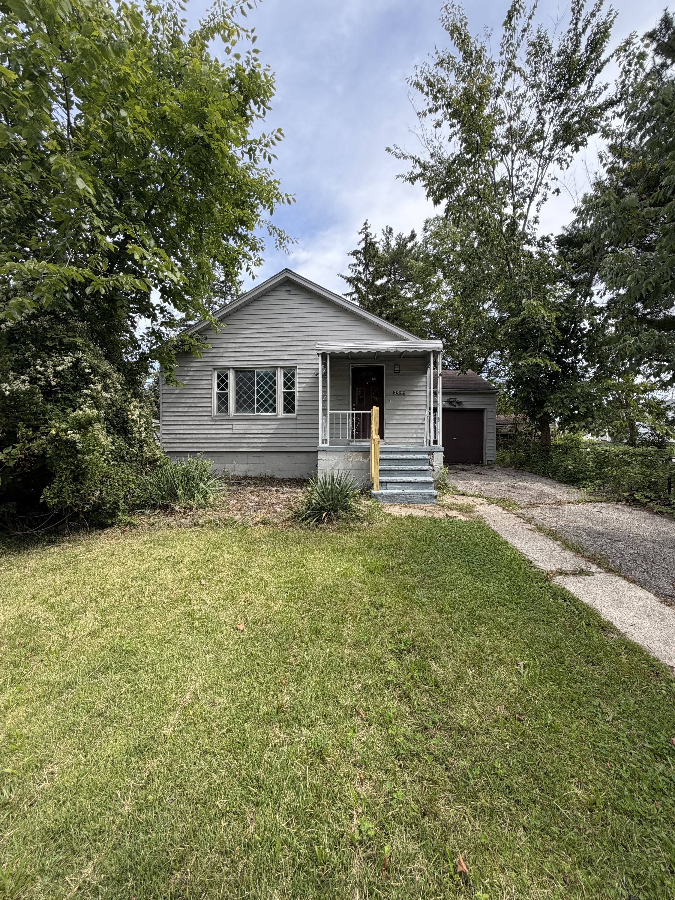 3899 East 151st Street