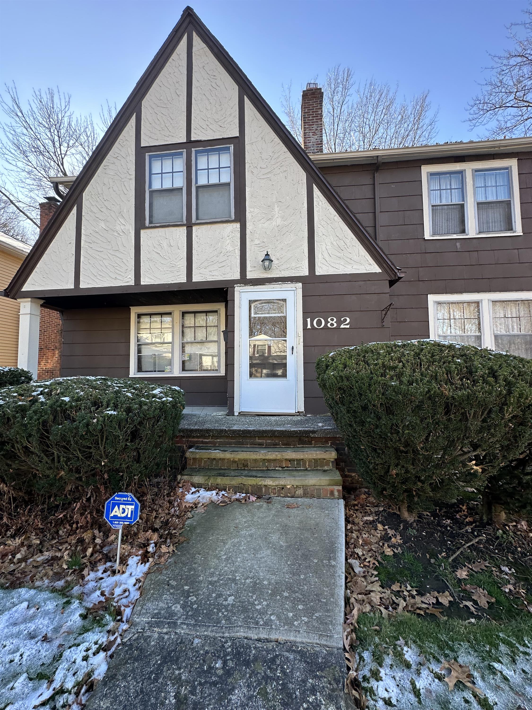 1082 Hillstone Road - 1