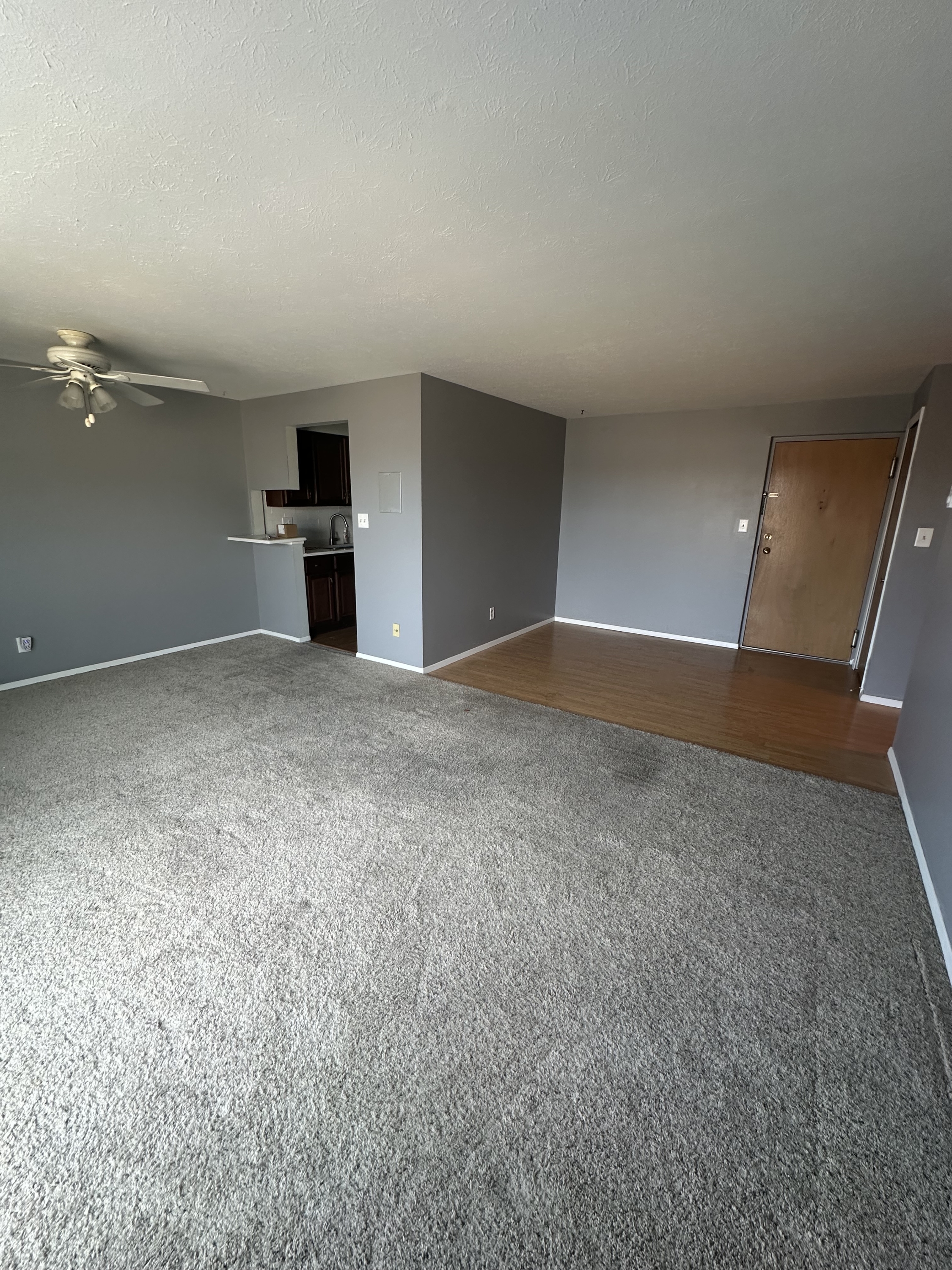 14567 Madison Avenue - 713